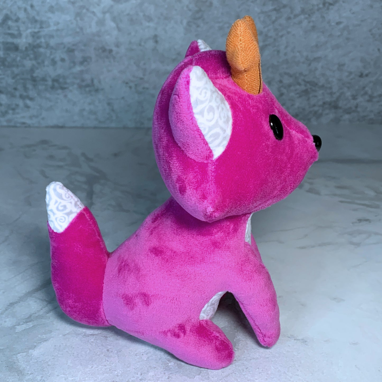 Thailia – Plush