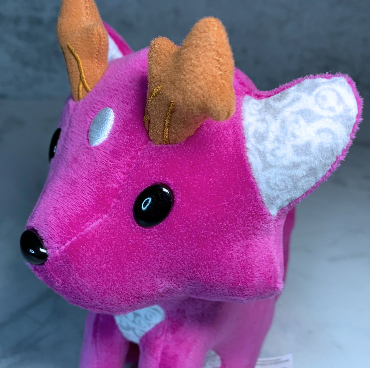 Thailia – Plush